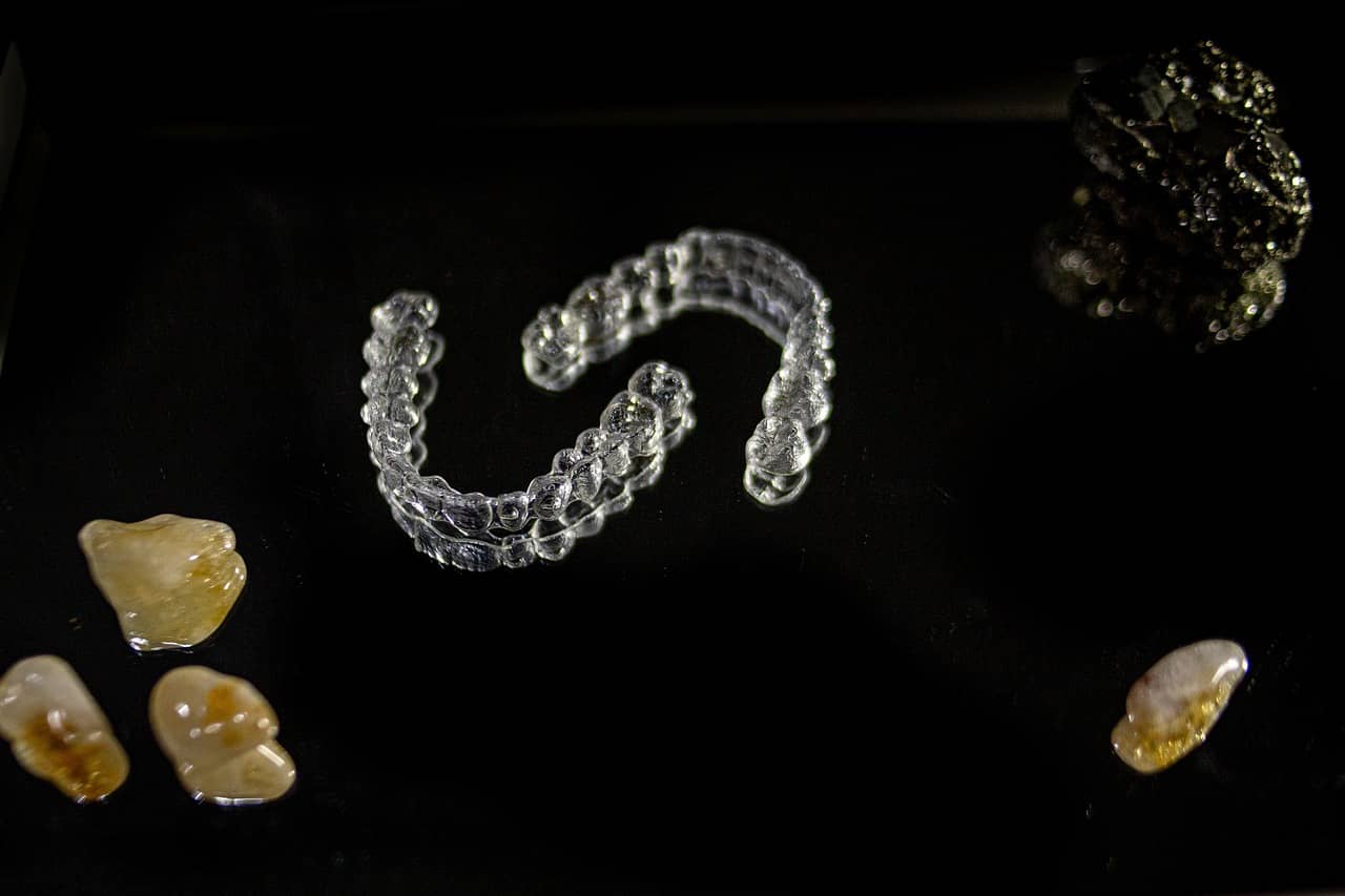 invisalign-6551507_1280